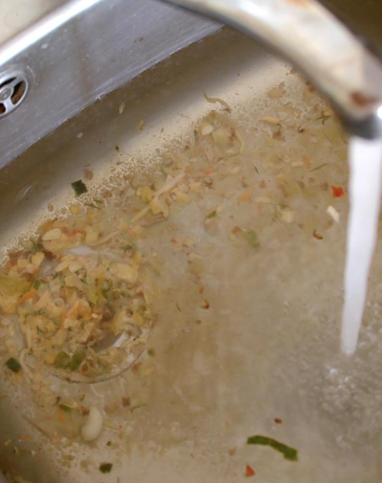 Verstopfte Spüle in Garbsen – Schnelle Abflusshilfe für Ihre Küche in Garbsen und Umgebung.